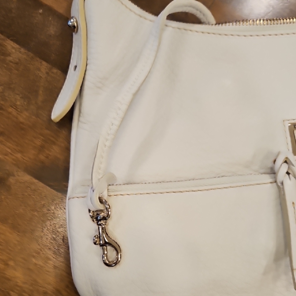 Dooney & Bourke Cream Leather Handbag - Picture 6 of 11